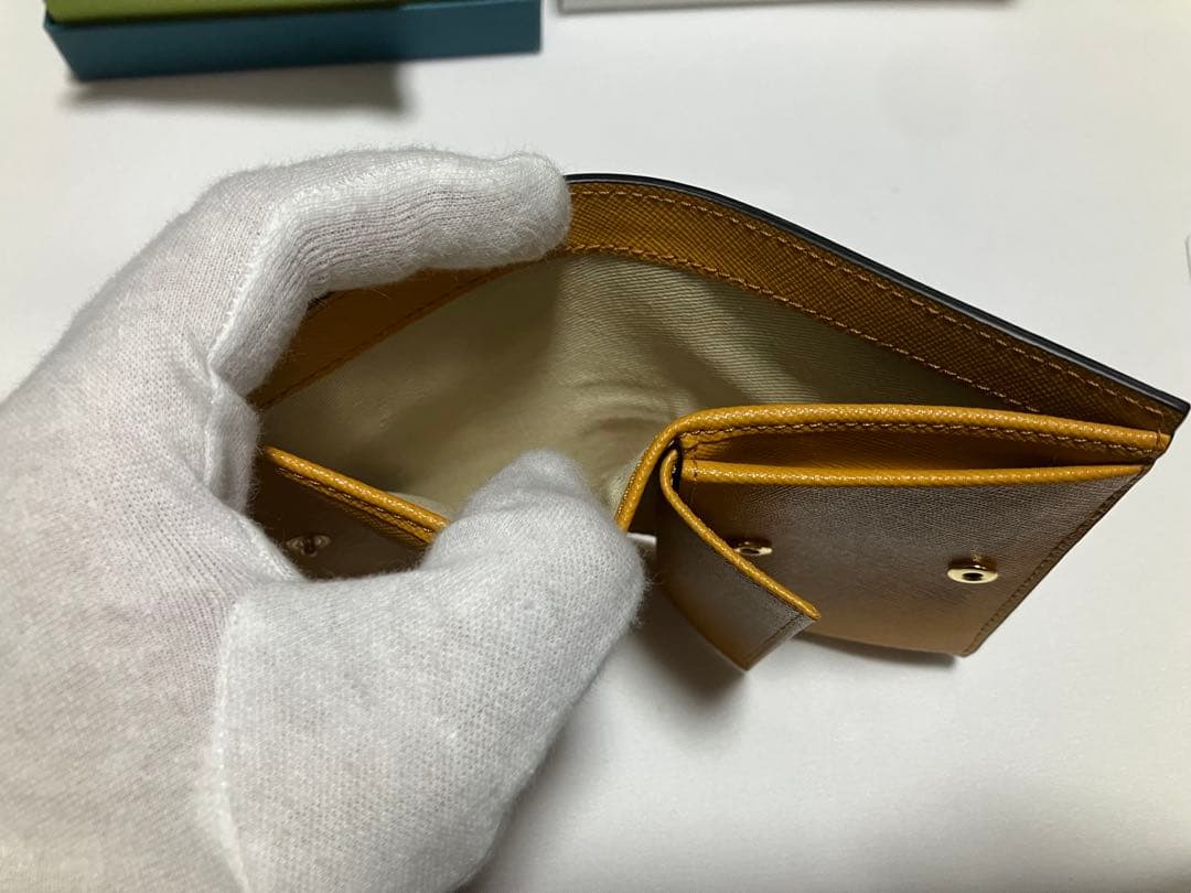 MARNI 二つ折り財布 パンプキン