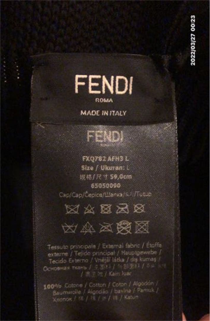フェンディ キャップ タグ付き新品未使用