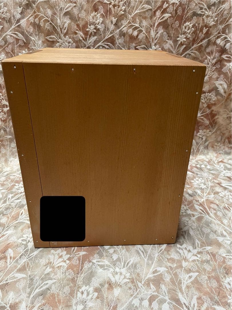 会津塗 三段重箱 天然木 うるし塗 草花蒔絵 黒塗り 漆器 正月 おせち 共箱付