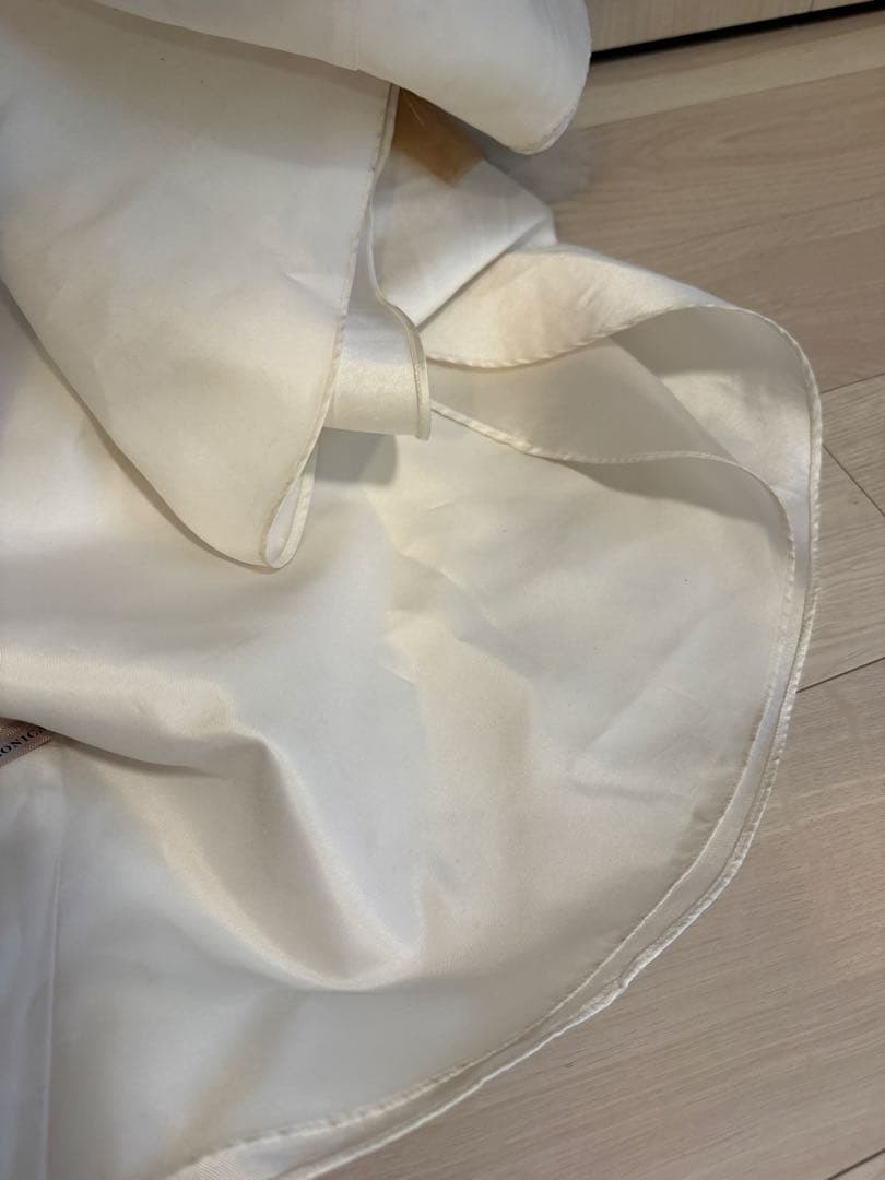 韓国ウェディングドレス　Monica Blanche