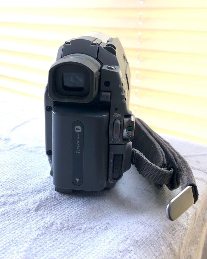 SONY　DCR-HC40　箱、付属品あり