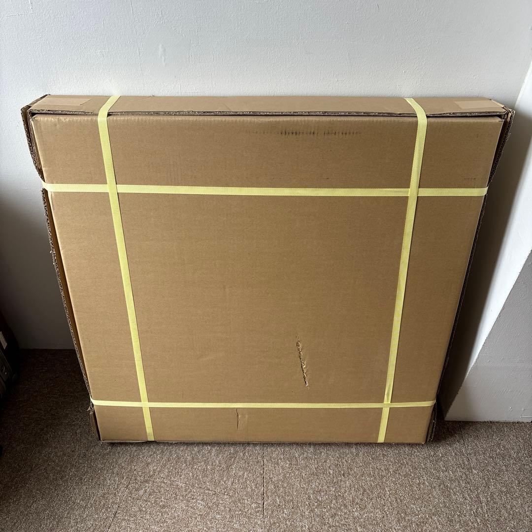 新品　未開封　無垢材（オーク材）ラウンドダイニングテーブル