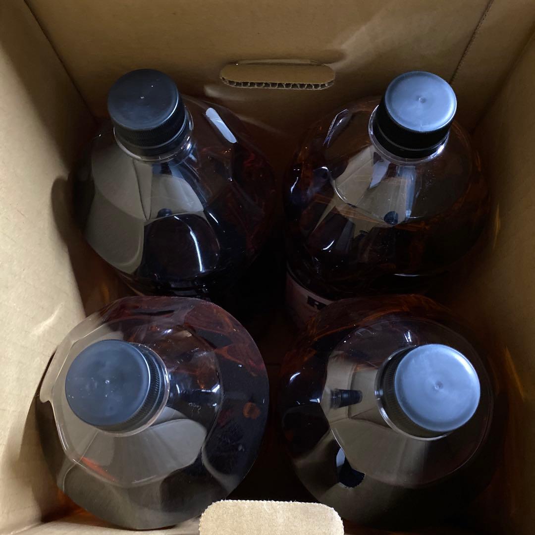 ロイヤルオークウイスキー 金ラベル/銀ラベル4000ml×4本(各2本)