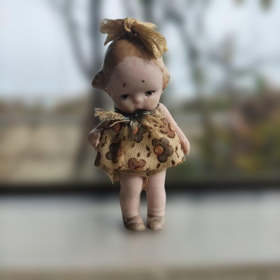 ドイツ　アンティーク　HERTWIG ミニチュアビスクドール　女の子