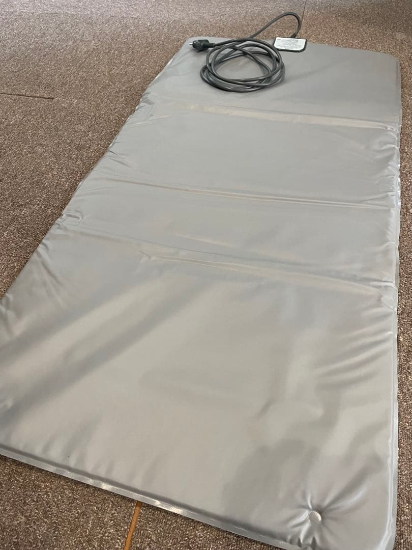 レガシスプラス用布団に敷いて使用するタイプ温熱マットです