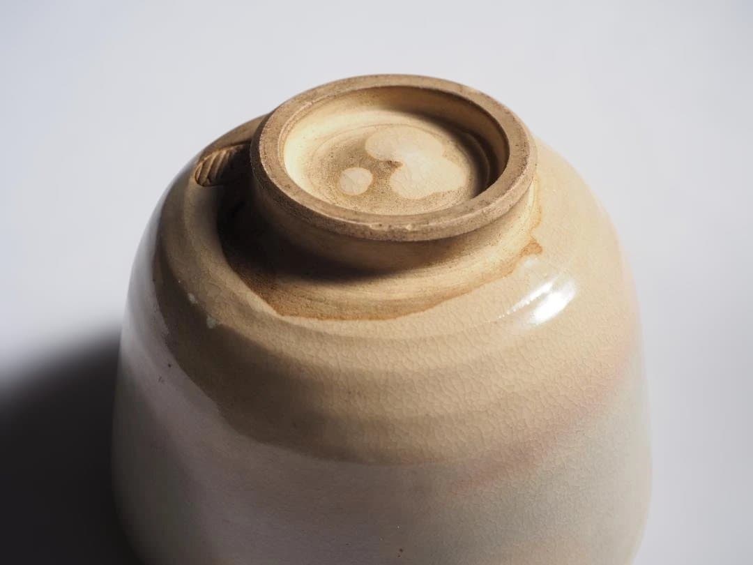 2代伊東陶山造『海上風静茶碗』（共箱）