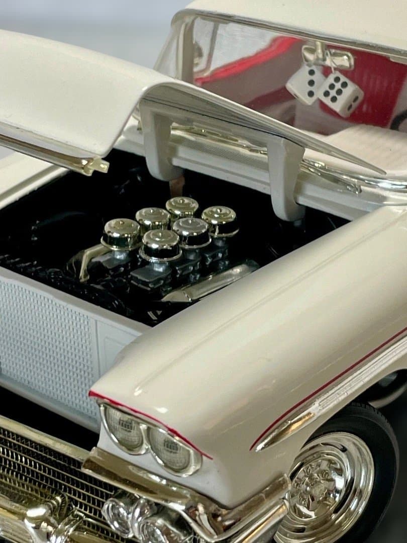 ５８　シボレー　インパラ　アメリカングラフティー　1/18