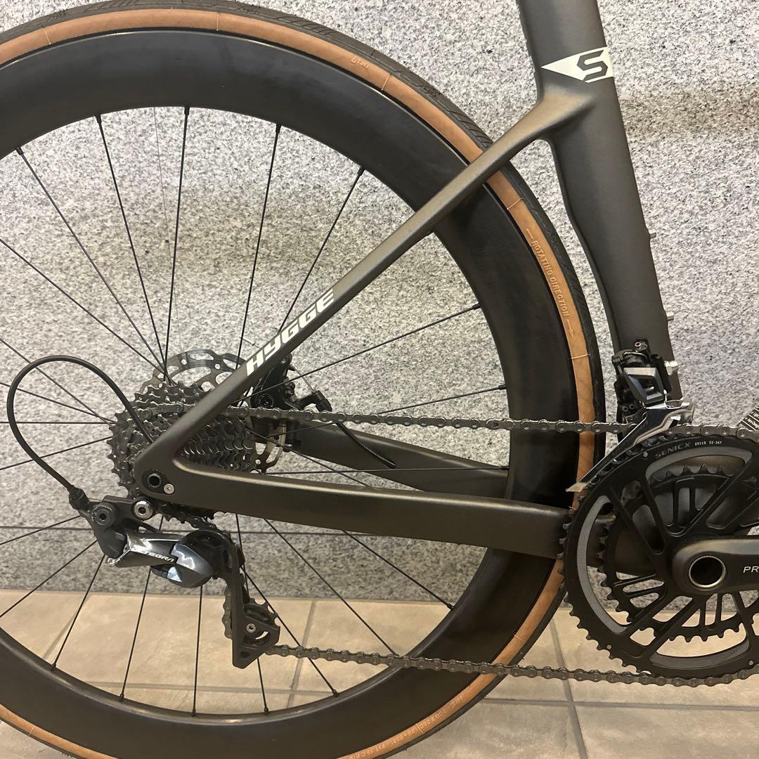 hygge model s R8000系 フルカーボン