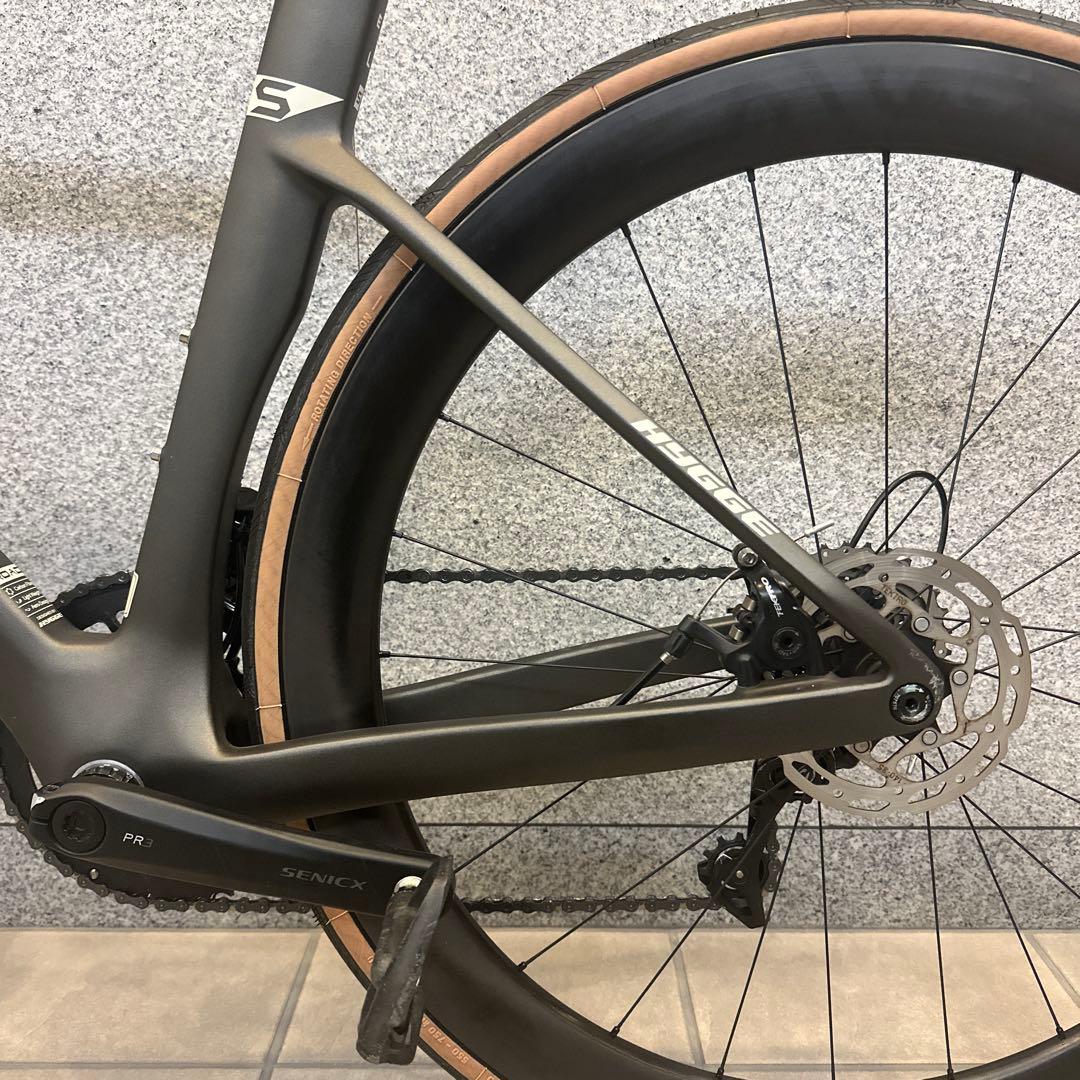 hygge model s R8000系 フルカーボン