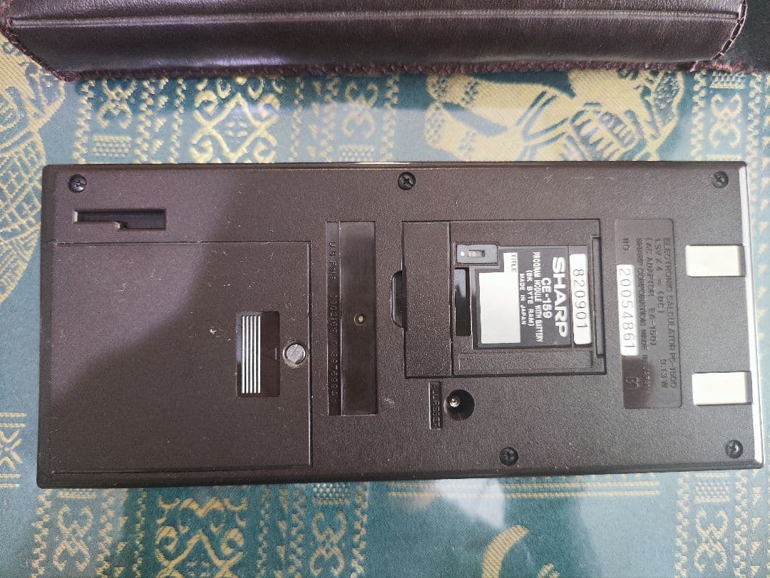 SHARP PC-1500 ポケットコンピュータ 8KB RAM増設版