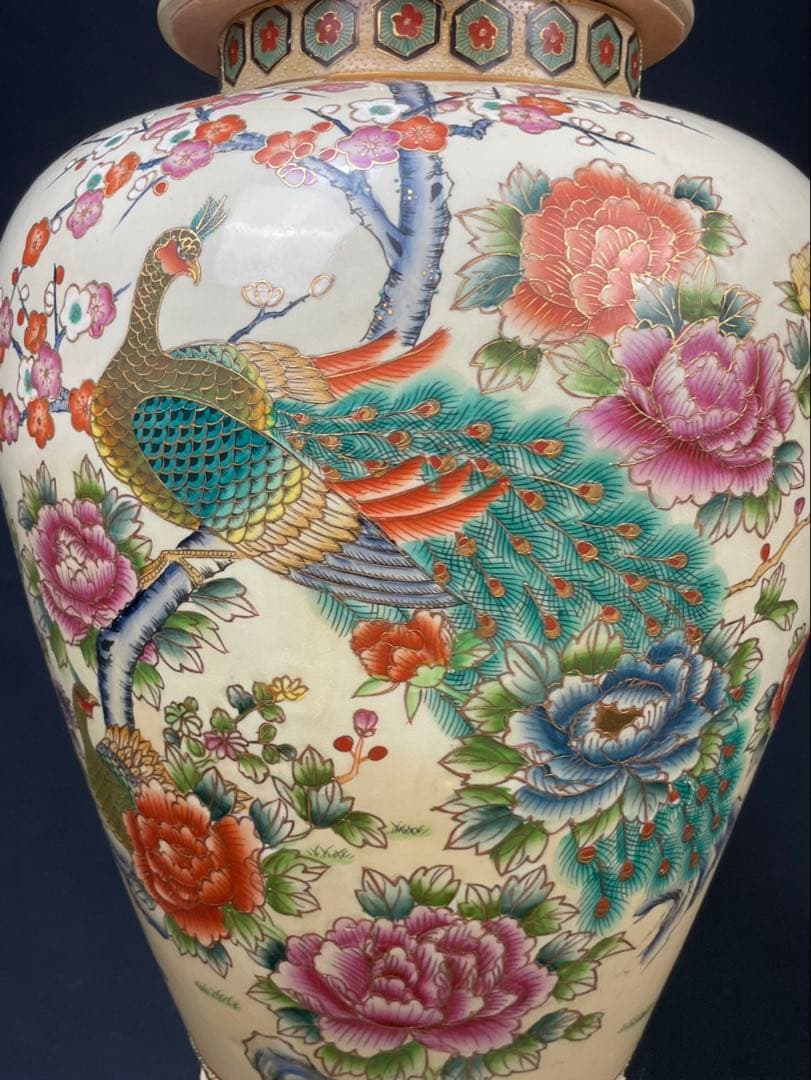 薩摩 沈香壺 龍 花鳥図 高さ約107cm 飾壺 特大花瓶 牡丹 孔雀 金彩