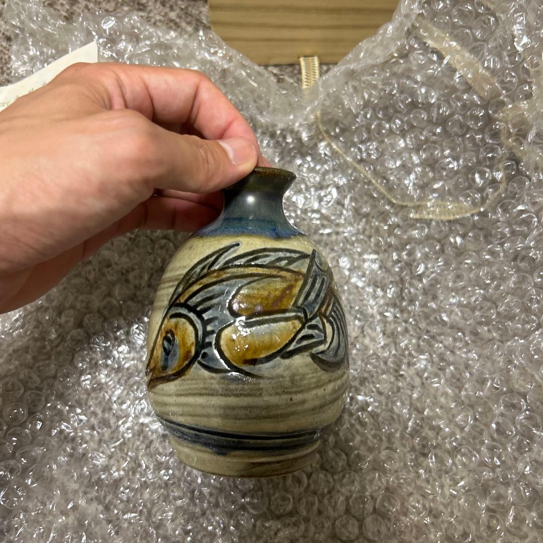 ④金城次郎　壺