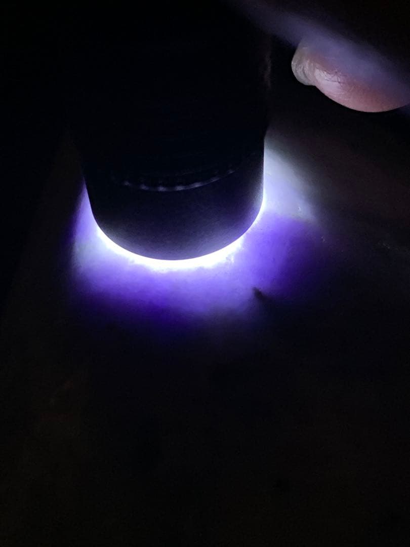 糸魚川ラベンダー翡翠　原石　紫ひすい　水石　根付　国産鉱物標本　コン沢　妖精ラベ