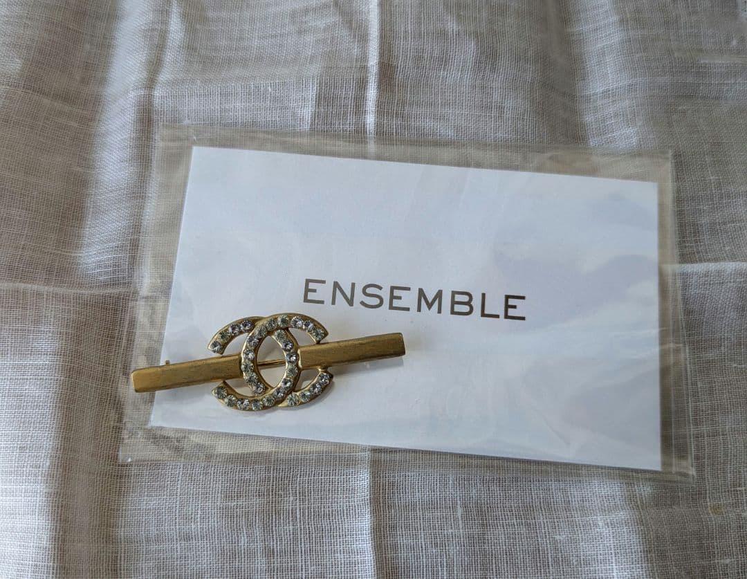 ENSEMBLE購入　CHANEL　シャネル　ラインストーン　ブローチ
