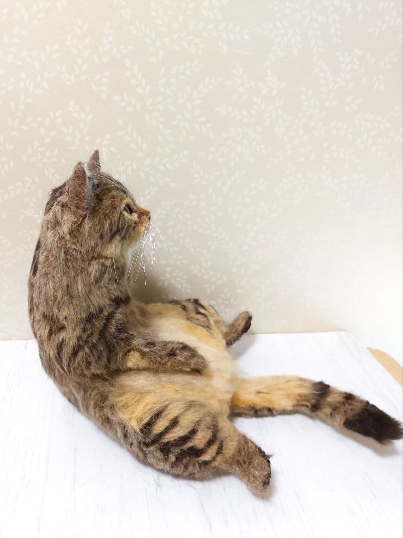 羊毛フェルト　猫　(キジトラ)