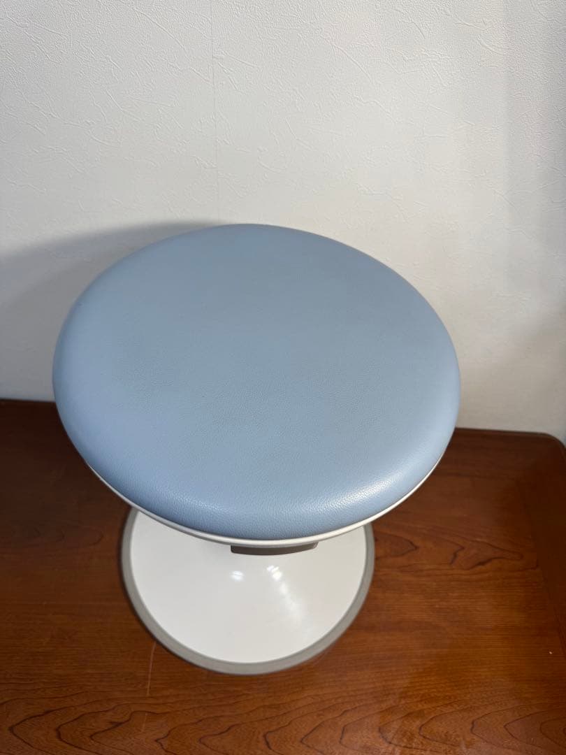 【オカムラ】椅子 スツール 回転 昇降 医療 作業椅子 診察 美容室 事務椅子