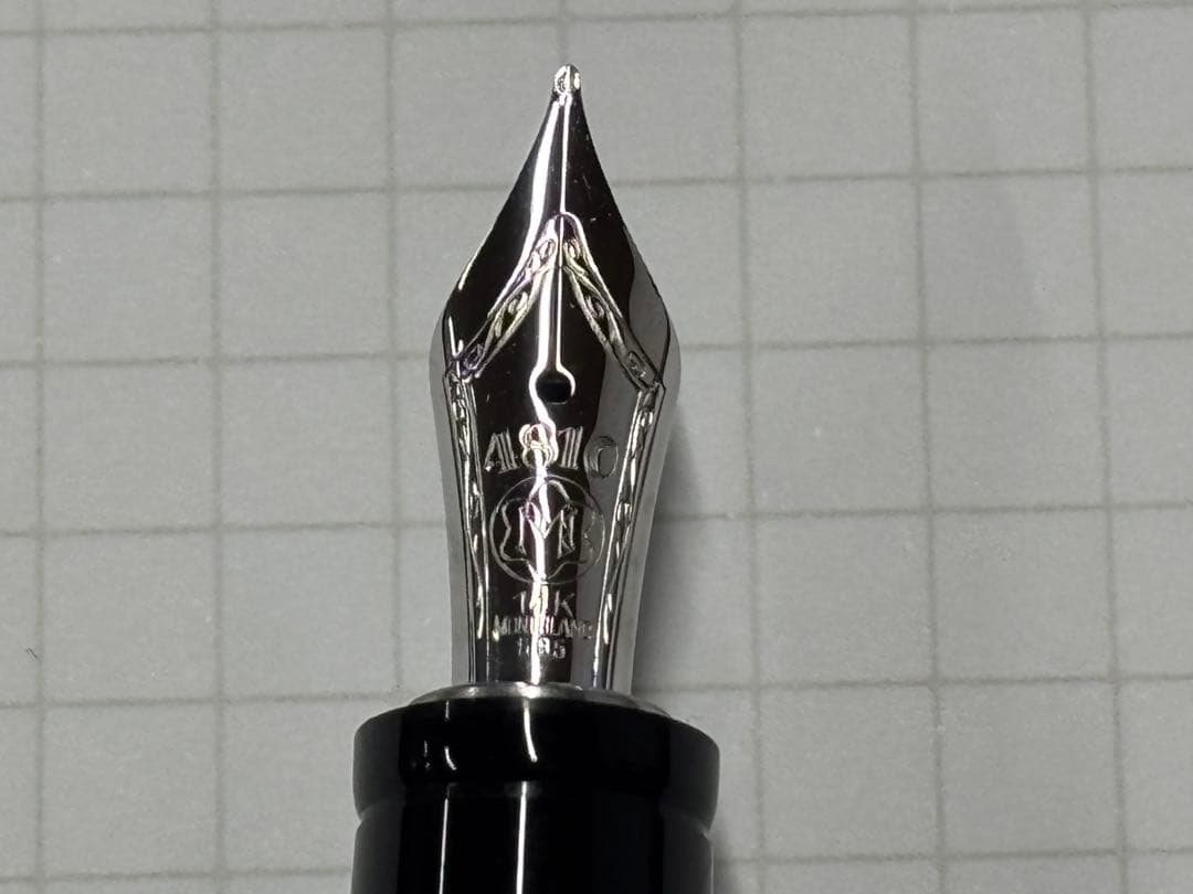 【廃盤品】モンブラン　ボエム　万年筆(M)