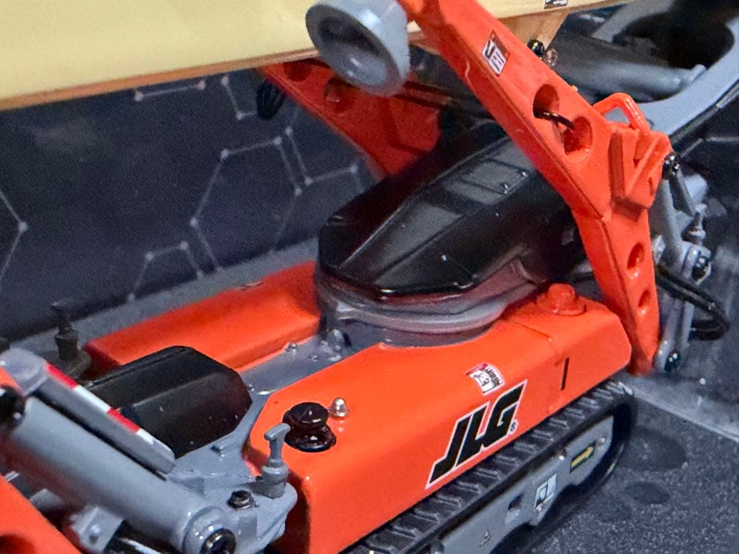 【新品未使用】 JLG X660SJ ブームリフト：建機 スケールモデル1/32