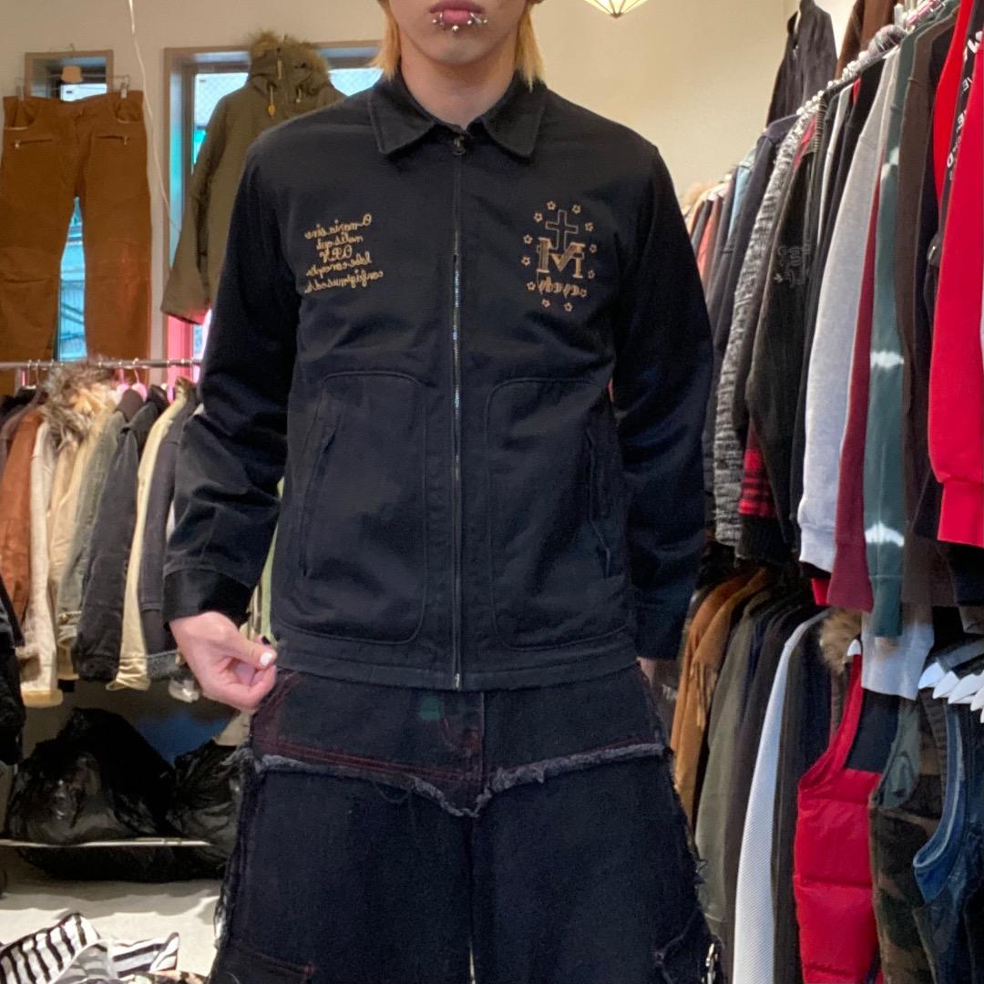 eyedy M ルード系 英字 マリア像 刺繍 ブラック ワークジャケット