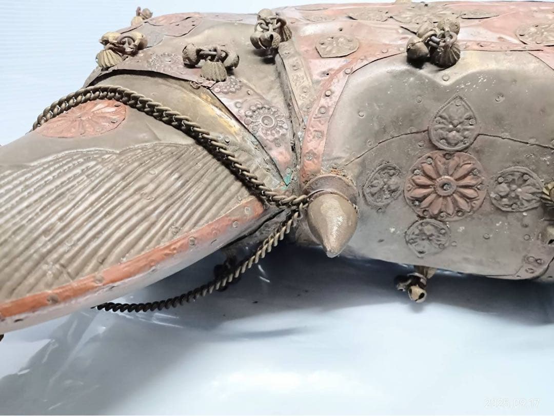 ヴィンテージ 馬 置物 騎馬 金属張り合わせ 精巧な造り インテリア 飾り 置物