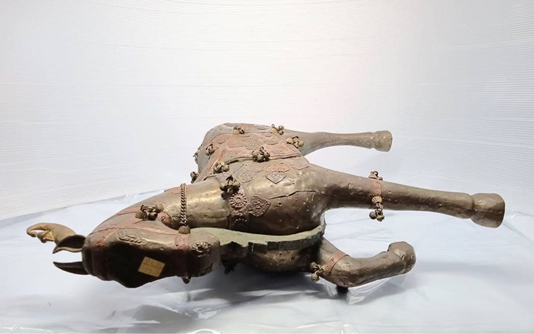 ヴィンテージ 馬 置物 騎馬 金属張り合わせ 精巧な造り インテリア 飾り 置物