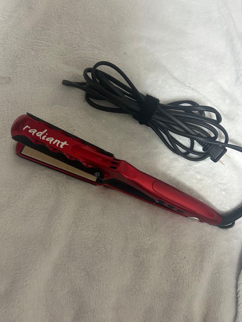 radiant ストレートヘアアイロン 赤