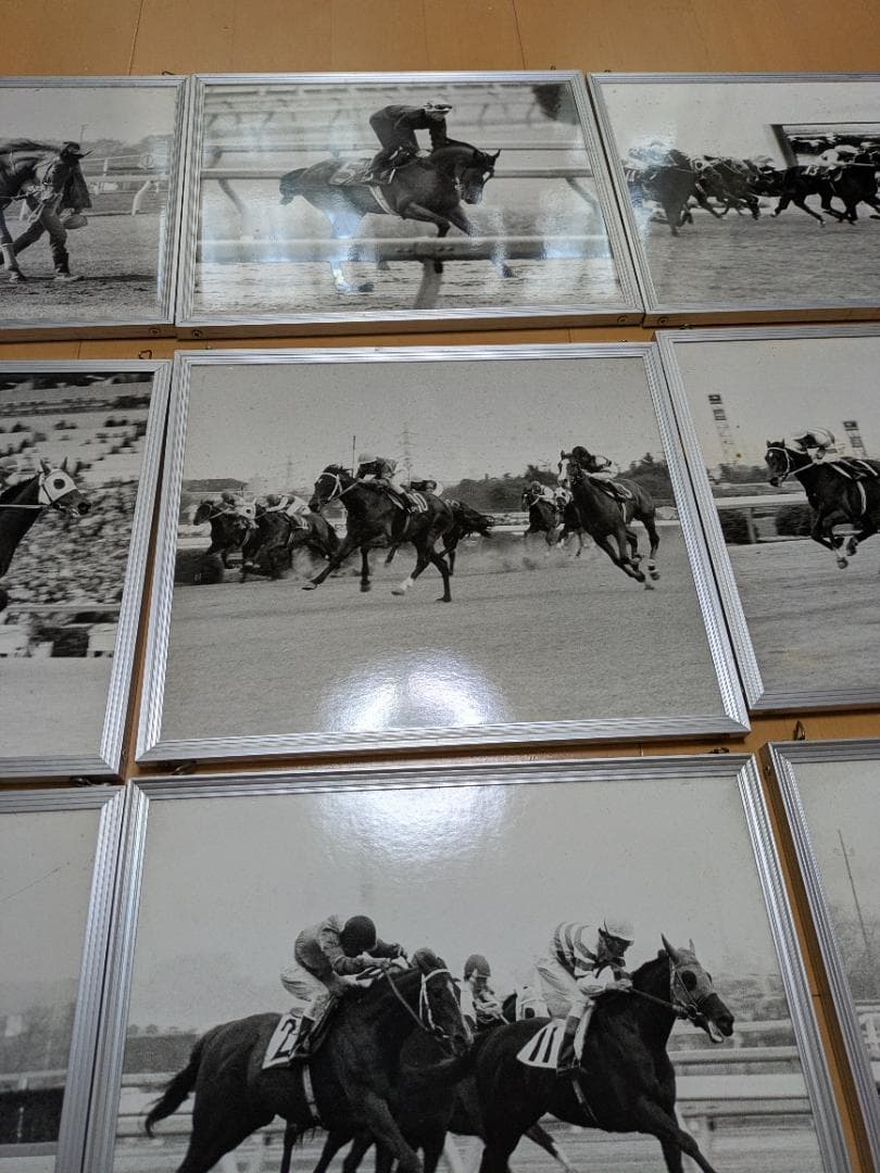 フレーム入り昭和の競馬の貴重な写真