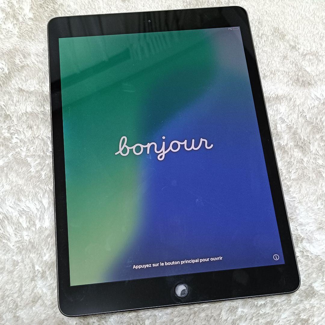 Apple iPad 第7世代　32GB　wifiモデル 付属品あり