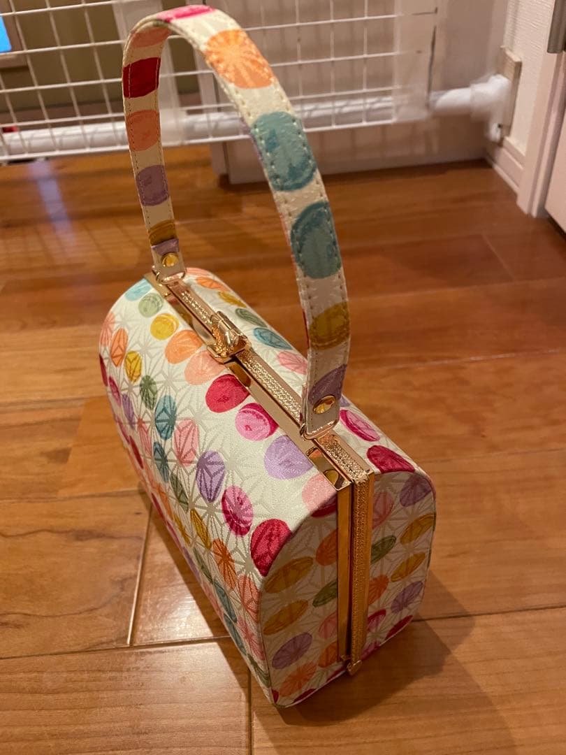 新品未使用　想屋　マカロン　和装バッグ　麻の葉地模様　NADESHIKO