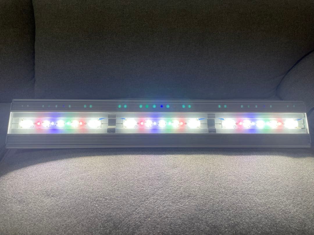 アクロ　triangle 60cm Grow and Bright 2本セット