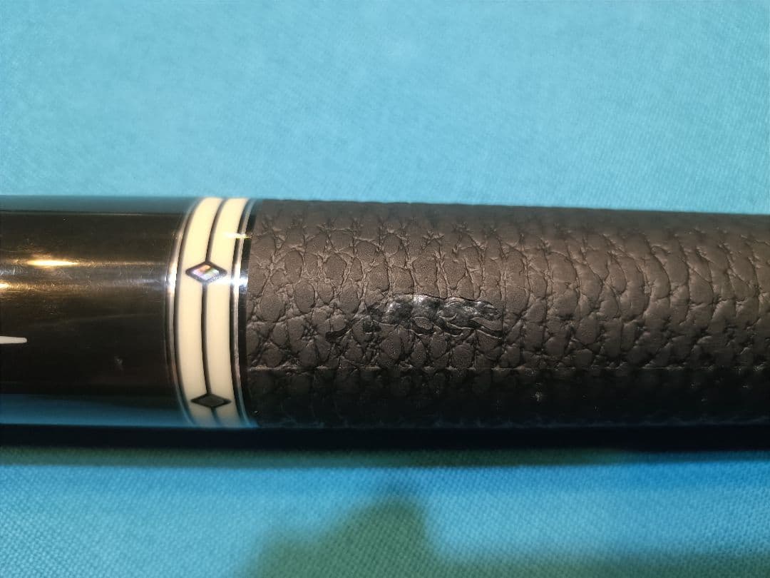 hide プレデター IKON3-2 +revo12.4 BVP