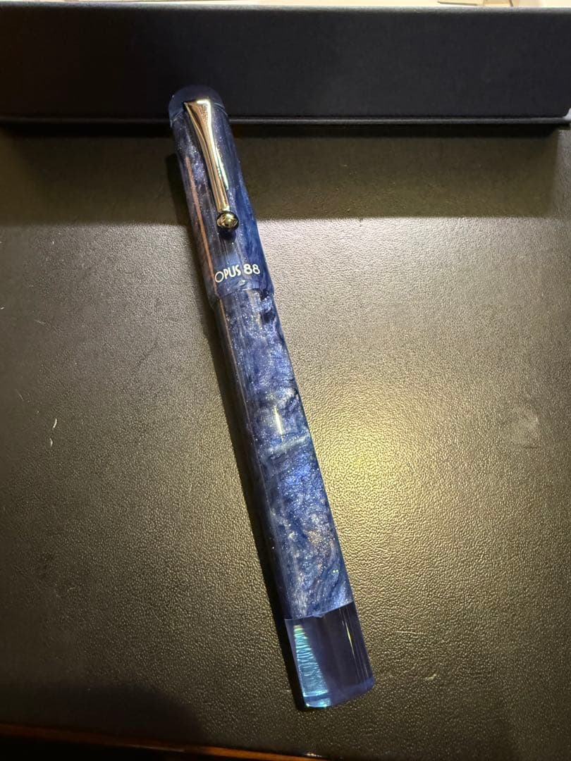 OPUS88 万年筆　オーパス　デモンストレーター　サファイヤブルー　ペン先Ｆ