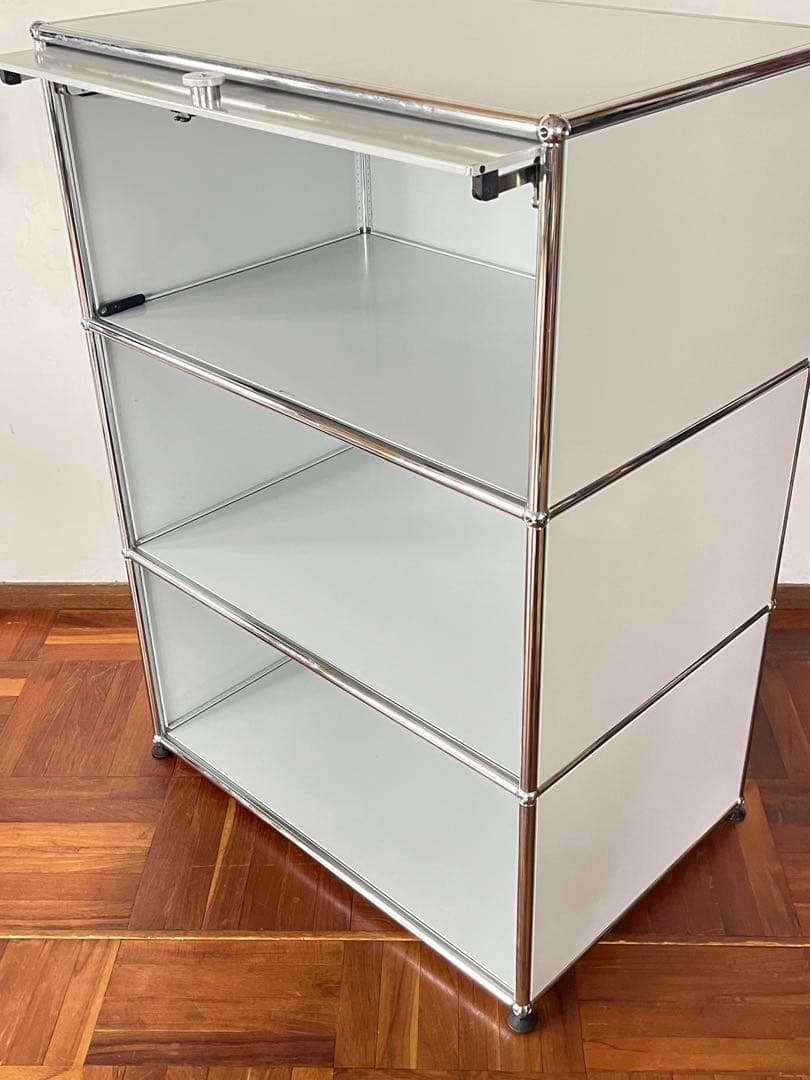 USM ハラー システム 1列 3段 フリップアップドア キャビネット