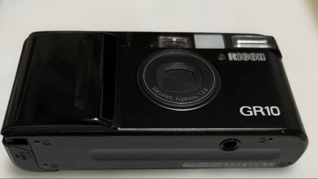 RICOH リコー GR10 フィルムカメラ 中古 オマケ付き