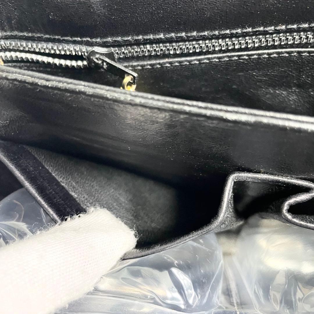 セリーヌ ショルダーバッグ 馬車金具 カーフレザー ブラック 黒 大容量 多機能