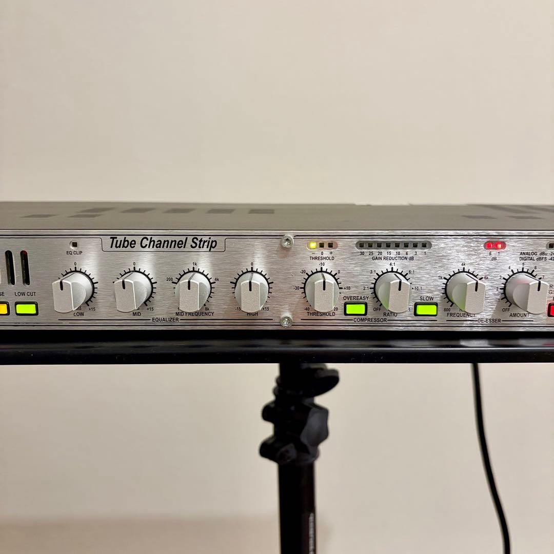 ⭐️jiro⭐️ dbx 376 Tube Channel Strip