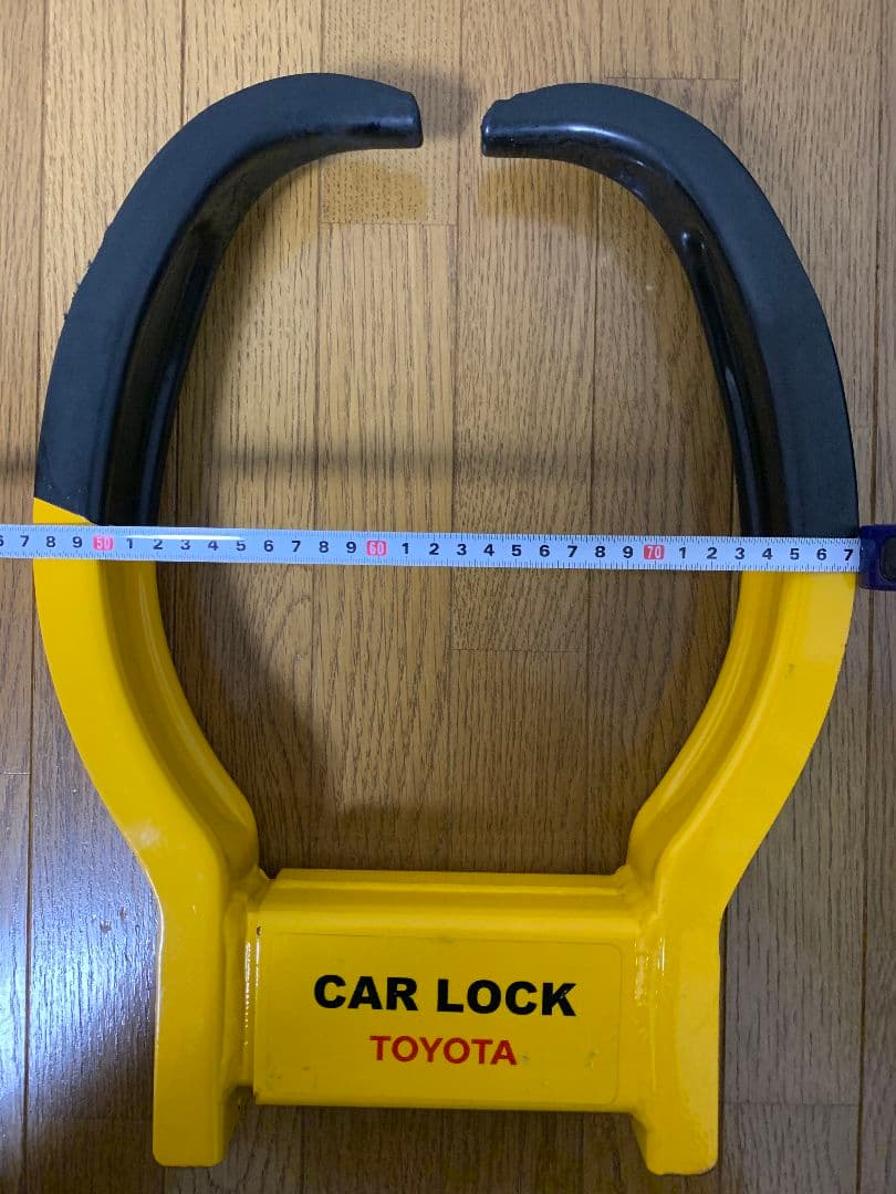 トヨタ純正　タイヤロック