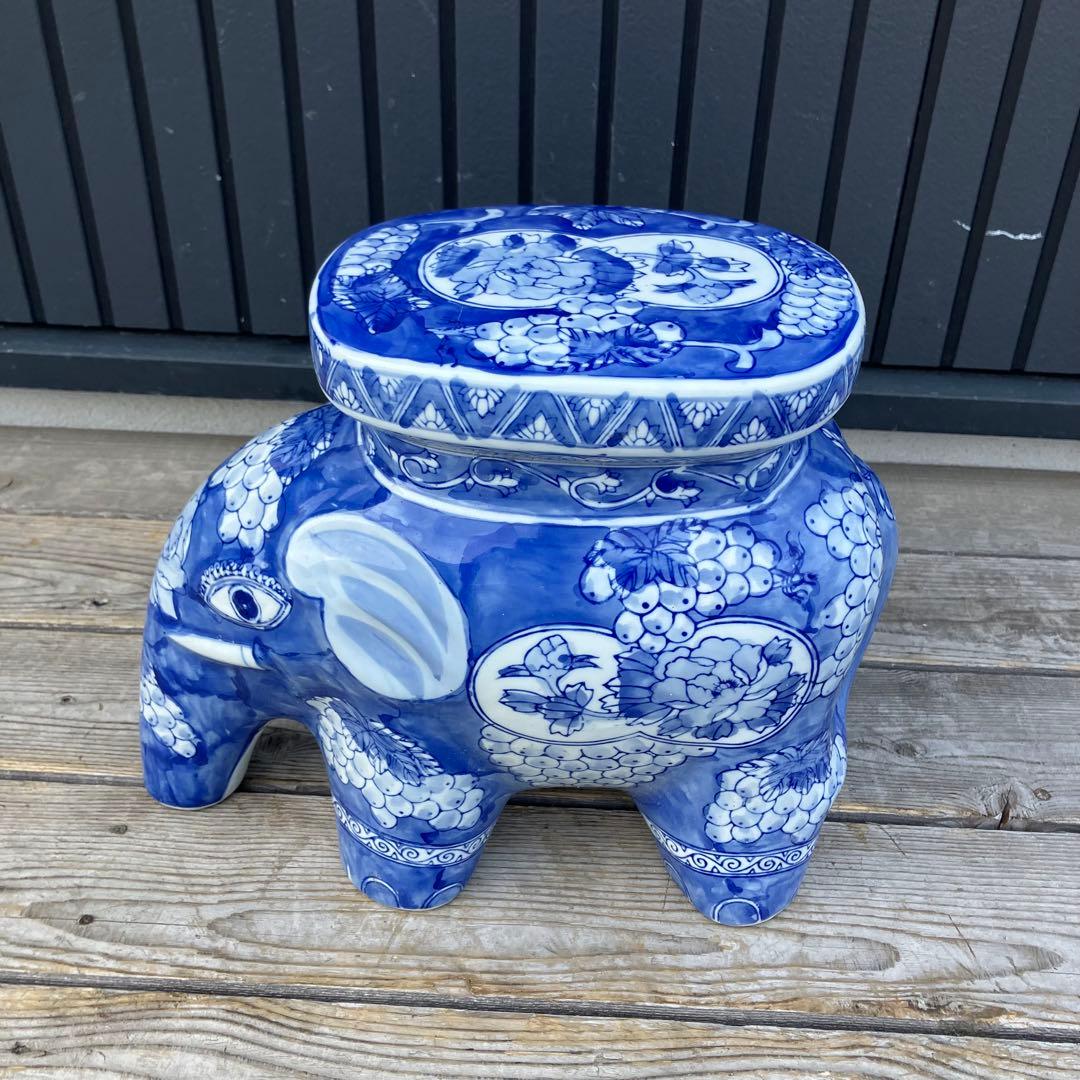 ① 景徳鎮 中国美術品 陶器製 象 オブジェ 飾り スツール 花台 染付 骨董品