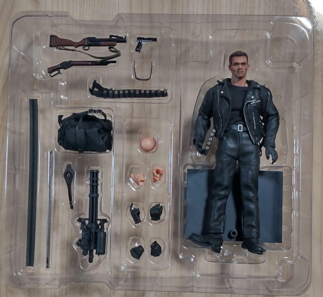 T-800 TERMINATOR 2 JUDGMENT DAY フィギュア