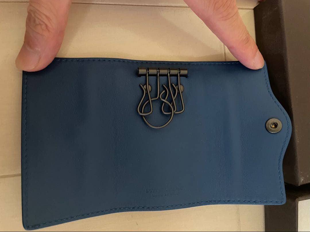 新品未使用品　ボッテガヴェネタ　キーケース　ブルー