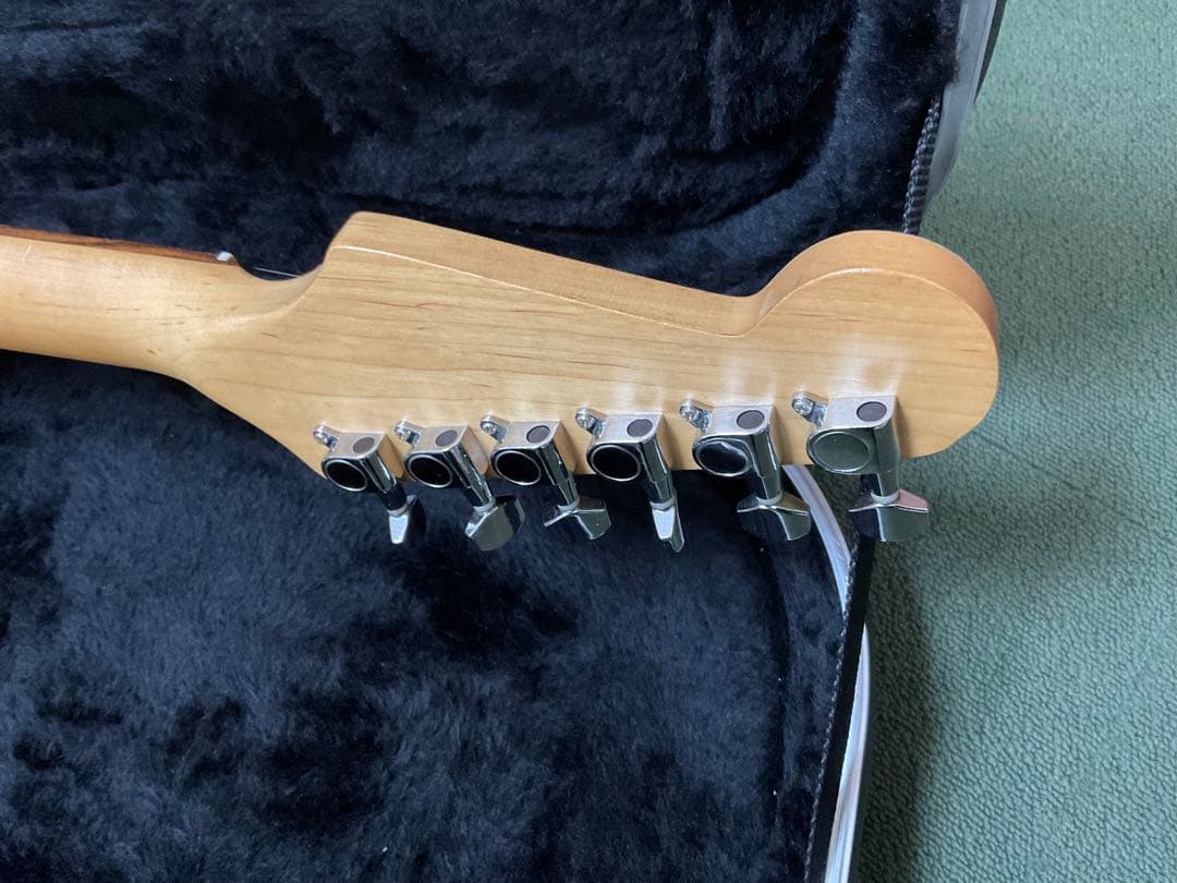 ストラトキャスター　タイプ　マットブルー