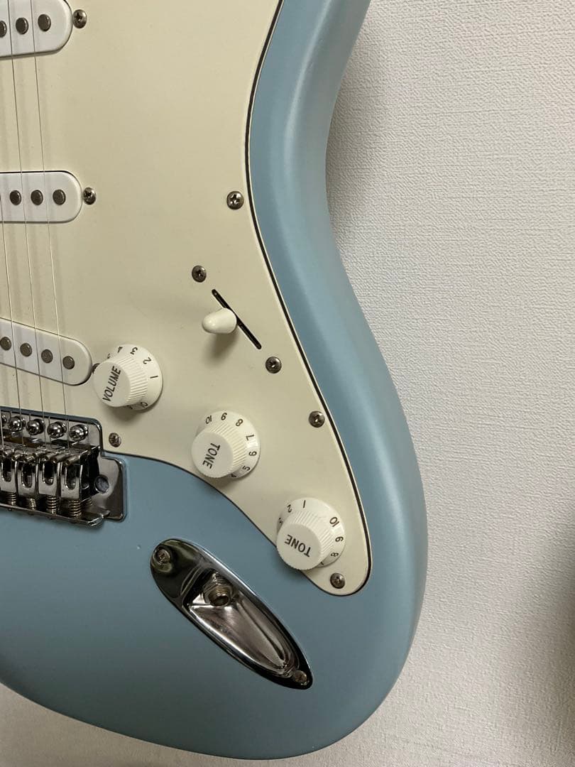 ストラトキャスター　タイプ　マットブルー