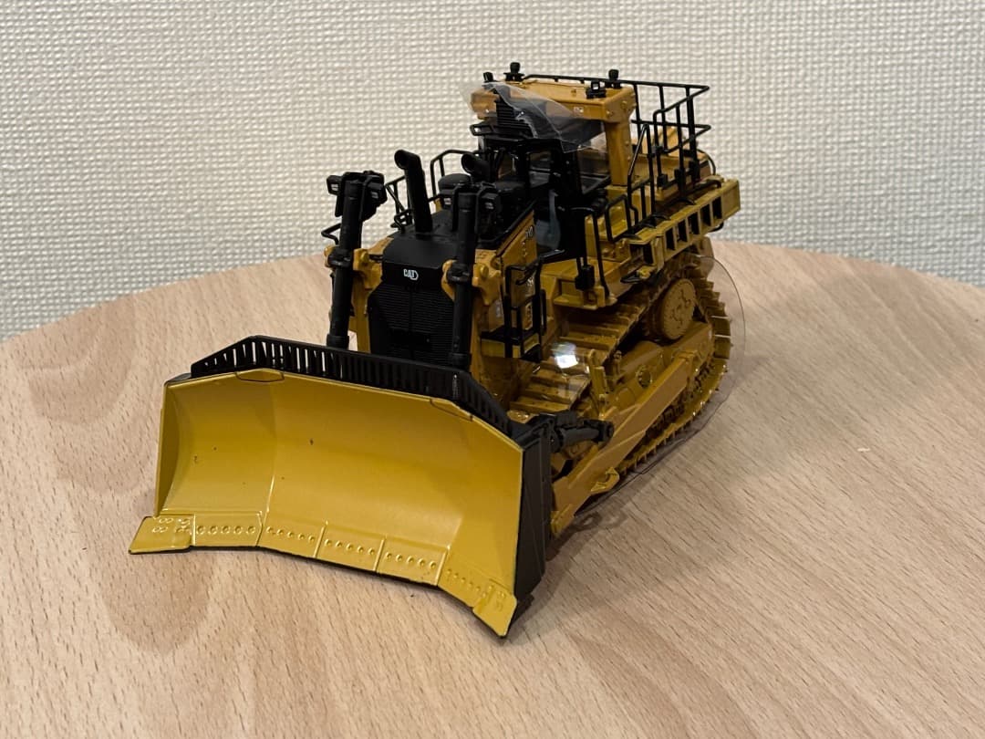 CAT D10 DOZER 1:50 スケール 85711