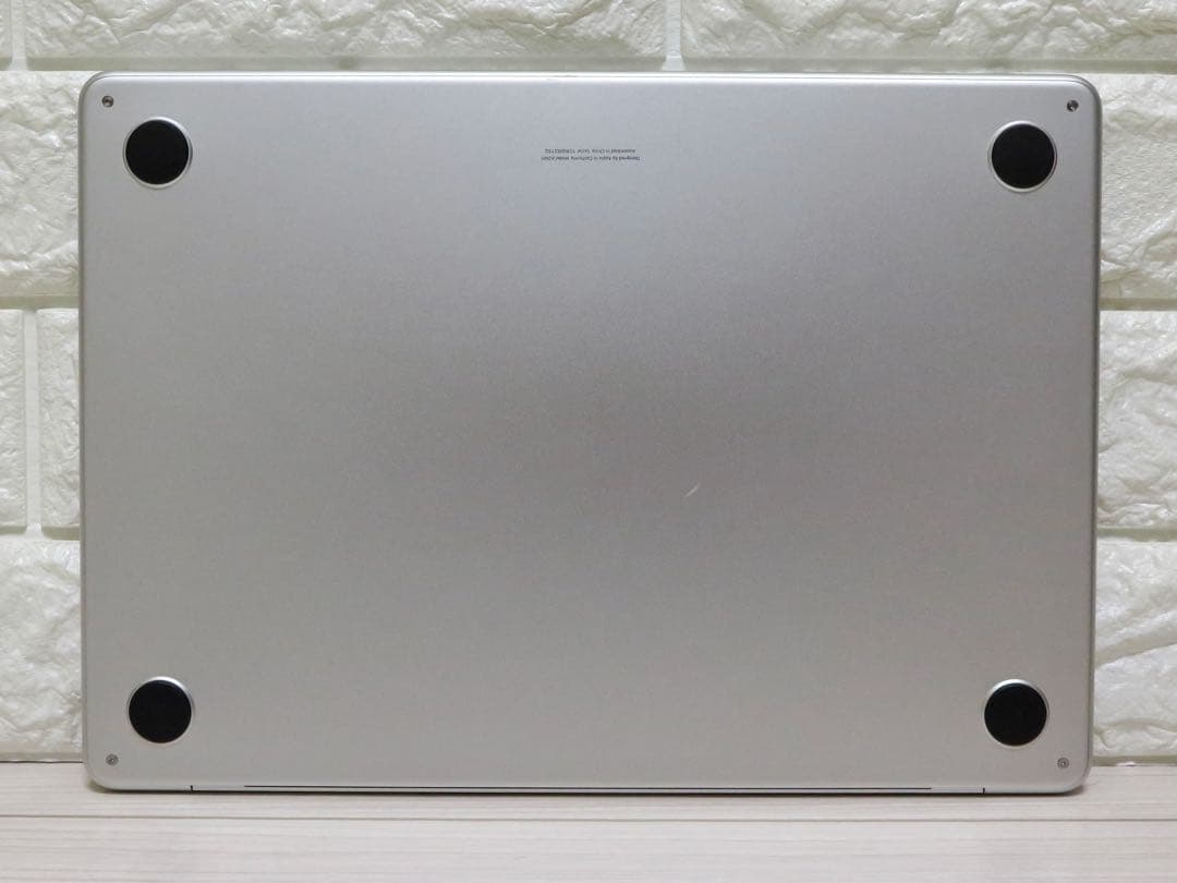 M2 MacBookAir メモリ16GB SSD2TB シルバー
