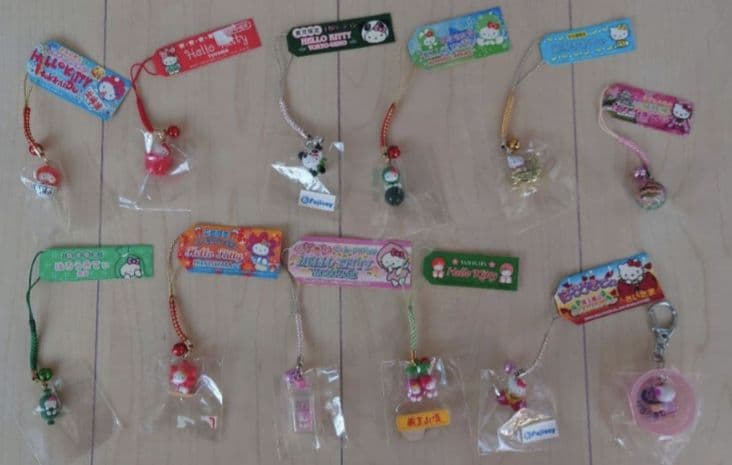 Hello Kittyご当地キティ 根付けストラップ キーホルダー まとめ売り