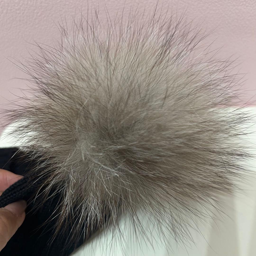 uniqueさま専用【美品】MONCLER 黒 ニット帽 ファー付き