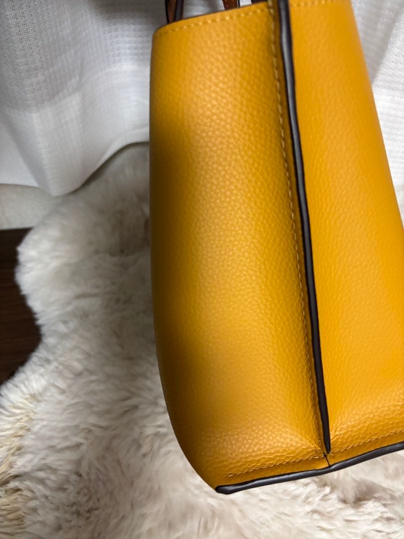 百貨店購入品　coach美品ショルダーバッグ