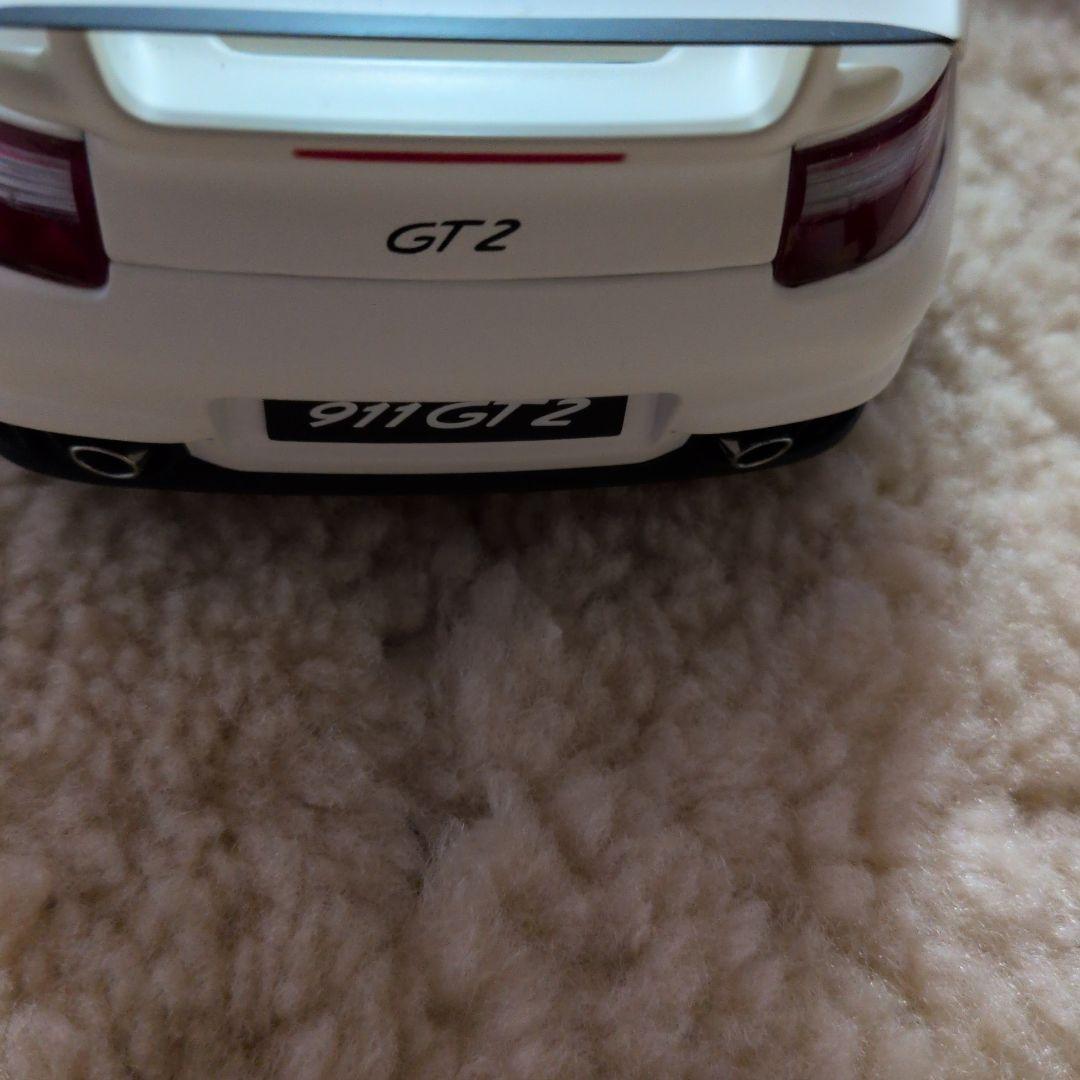 ポルシェ 911 GT2 ホワイトミニカー