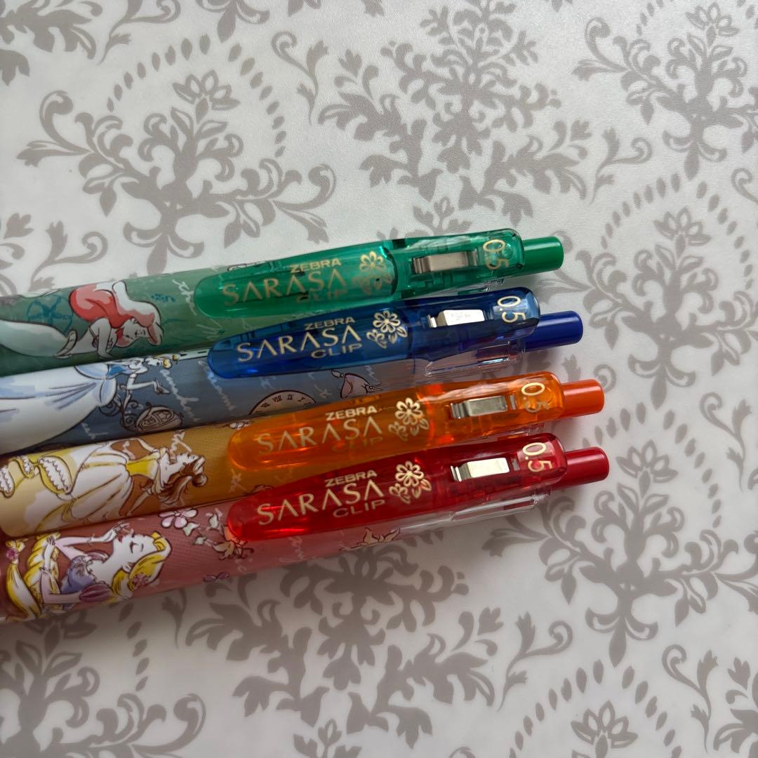 【未使用 樹脂玉付き】 限定 サラサクリップ ディズニープリンセス 4色セット