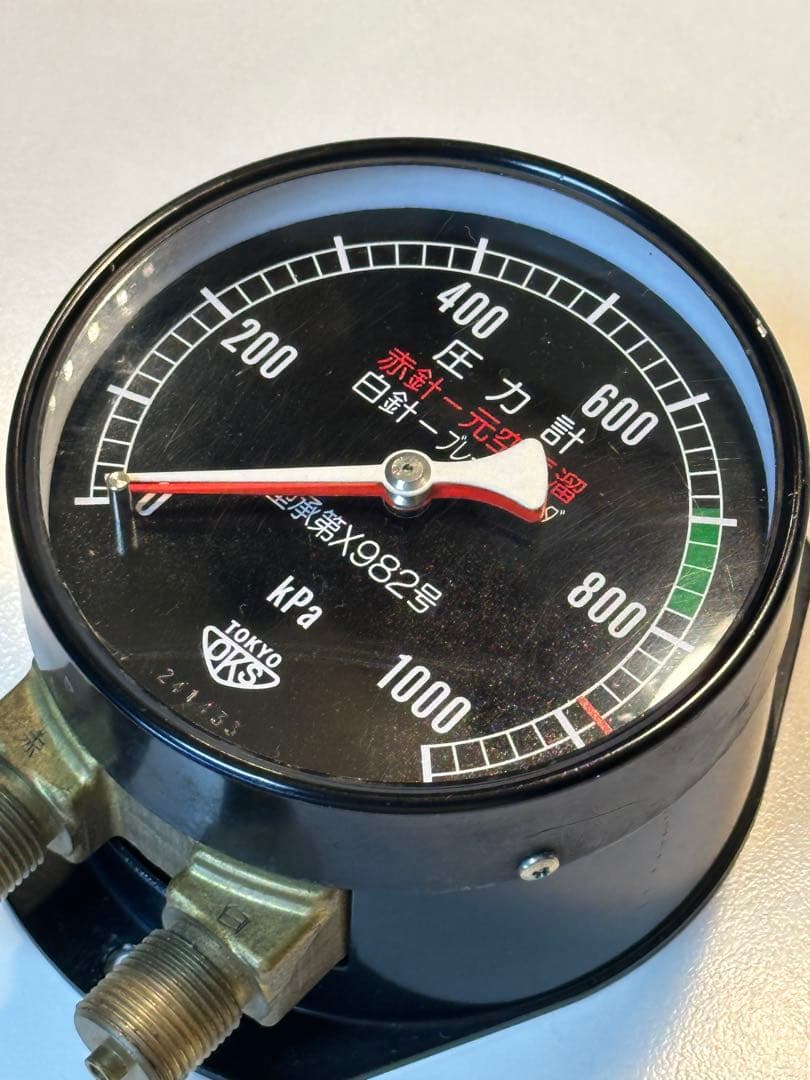 圧力計 X982 1000kPa 黒色